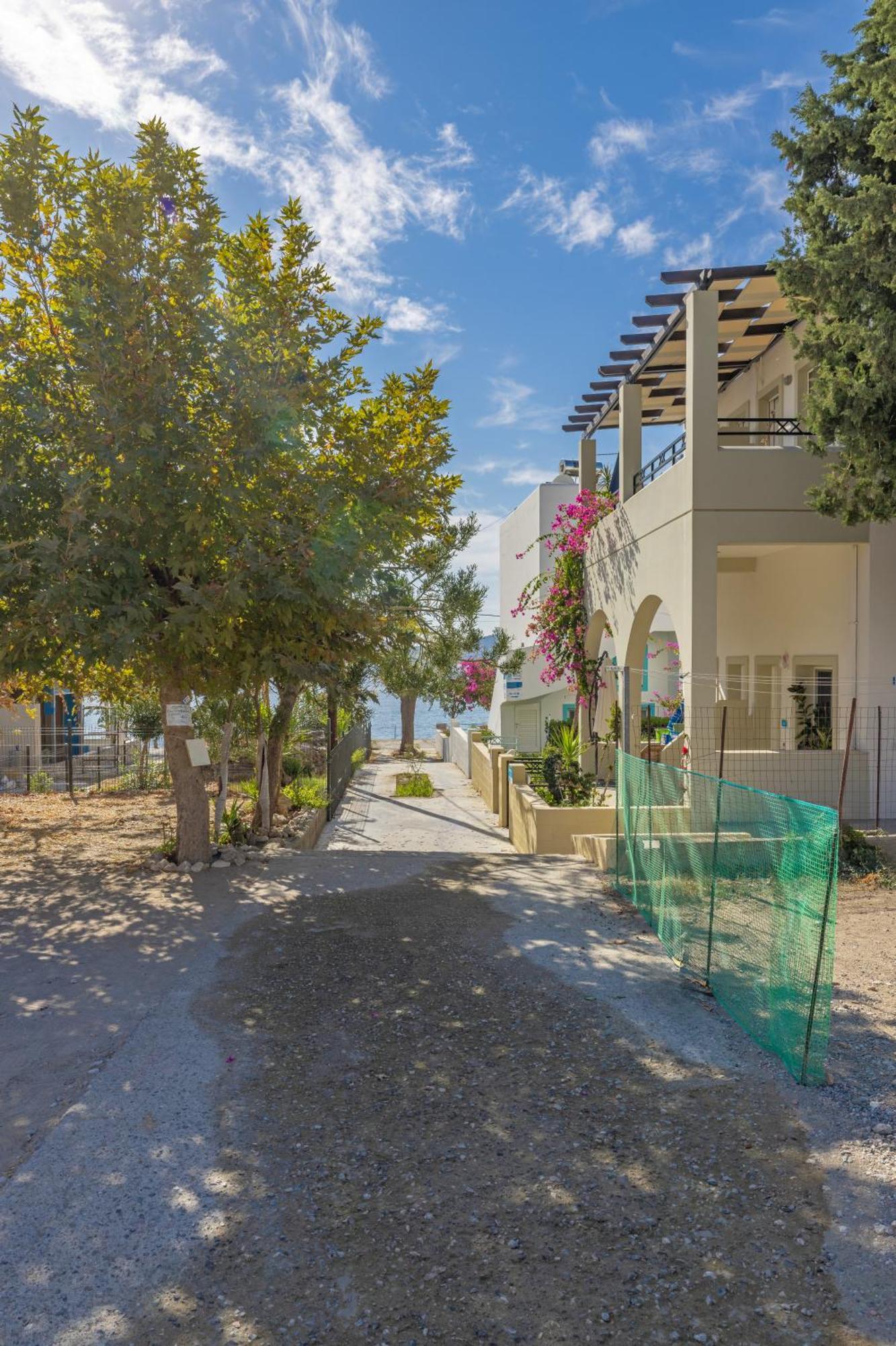 Haraki Memories Beach Studios Exterior photo